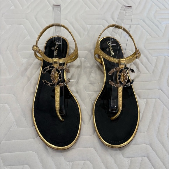 Chanel Gold Sandals Luxurious Style - Picture 1 of 9